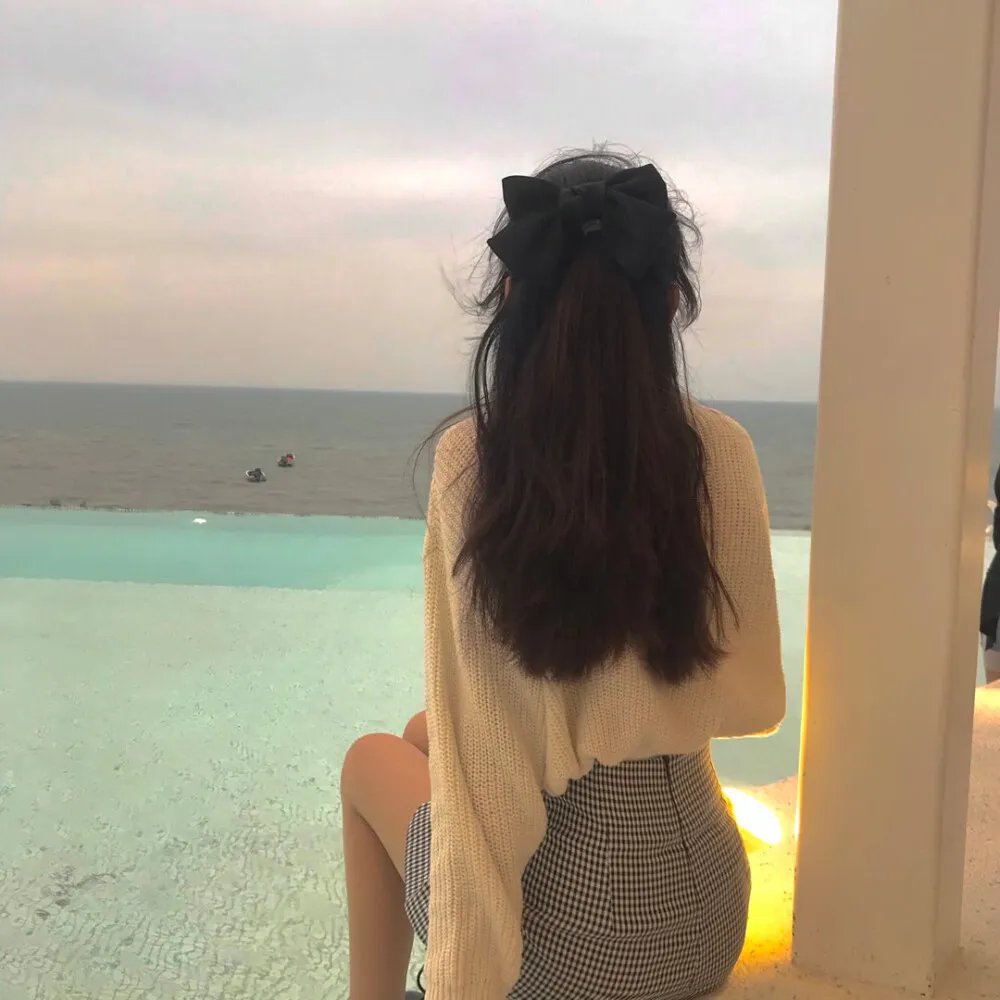 爱如灰烬风吹就散